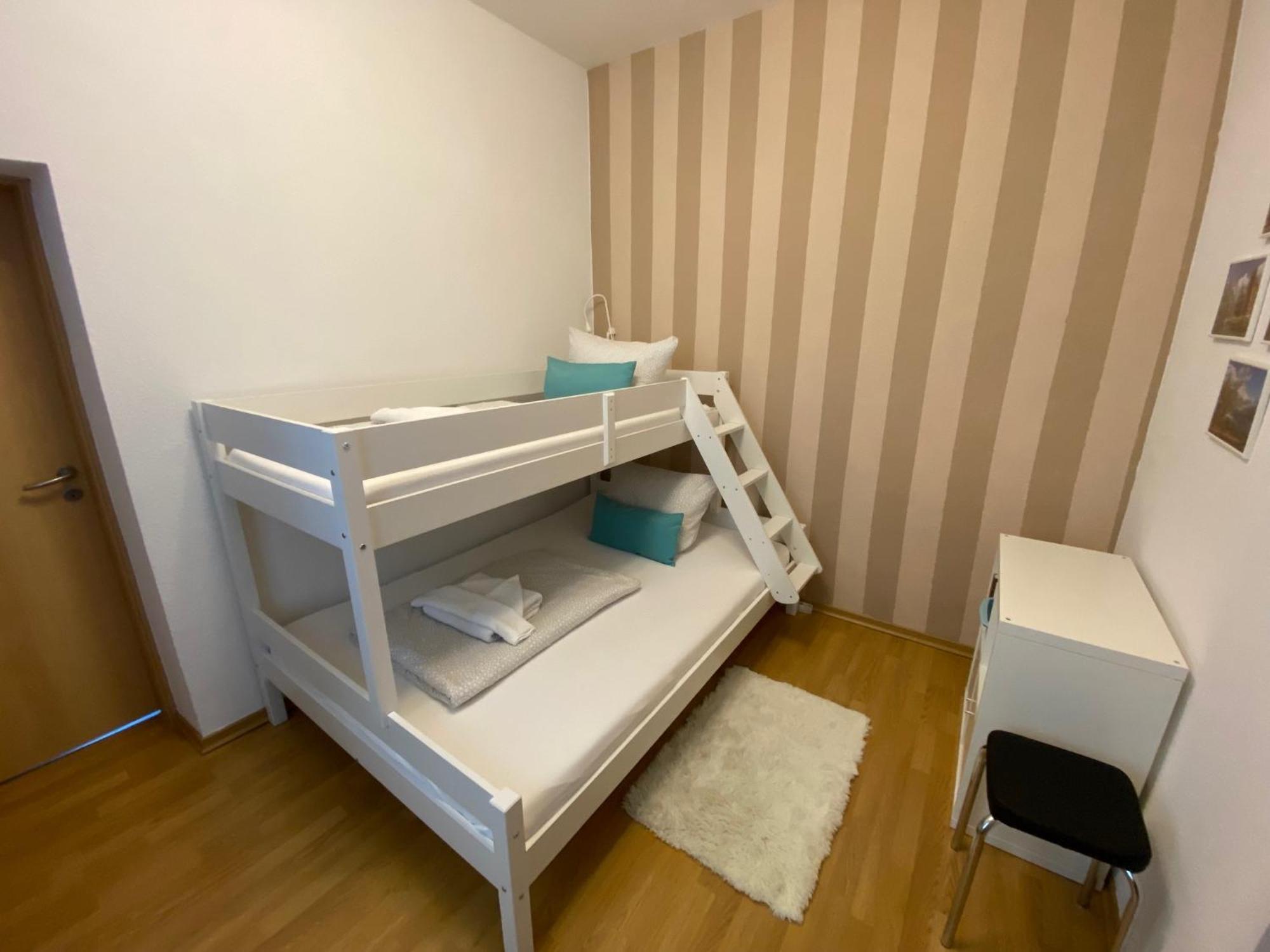 Zur Schleuse - Ferienwohnung Bis 6 Personen Mit Gem Garten Росток Экстерьер фото